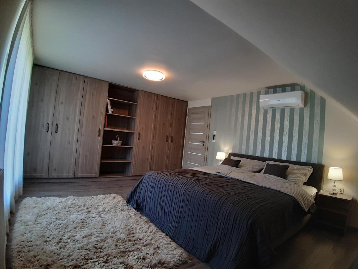 Profi Keco Apartman Balatonalmádi Exterior photo