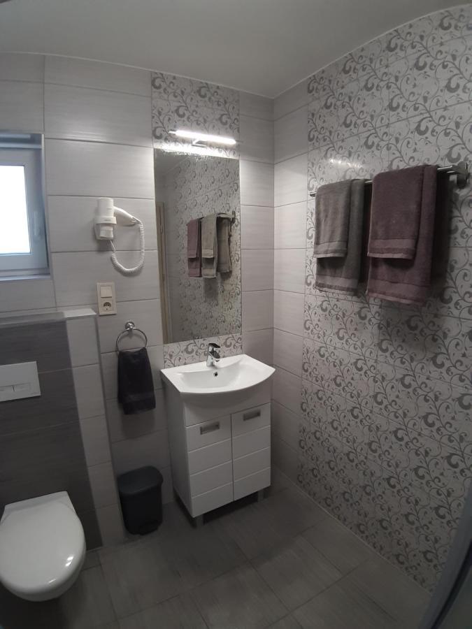 Profi Keco Apartman Balatonalmádi Exterior photo