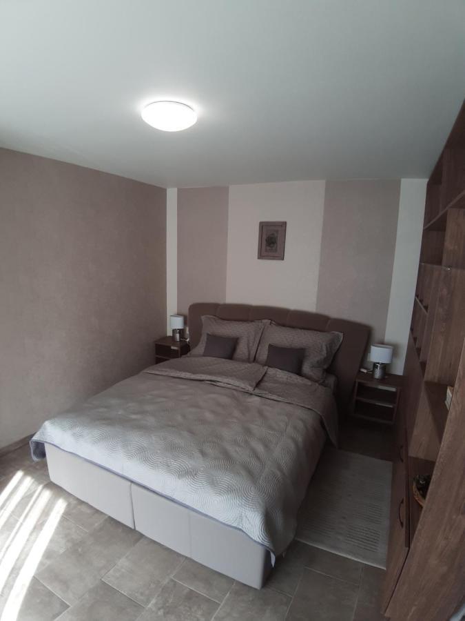 Profi Keco Apartman Balatonalmádi Exterior photo